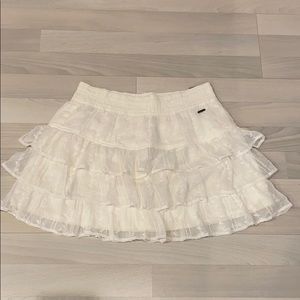 Hollister white ruffled mini skirt